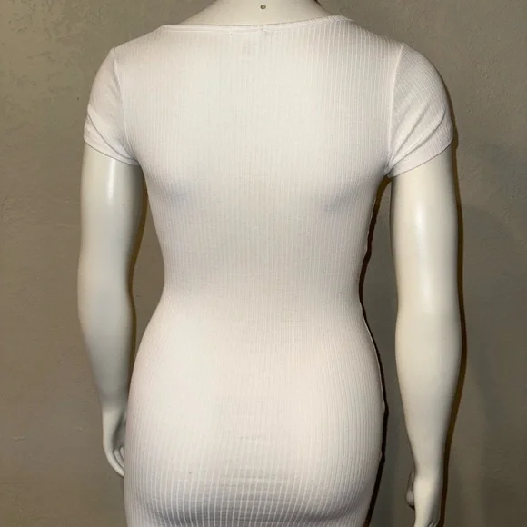 Bozzolo White Ribbed Dress - Picture 4 of 6